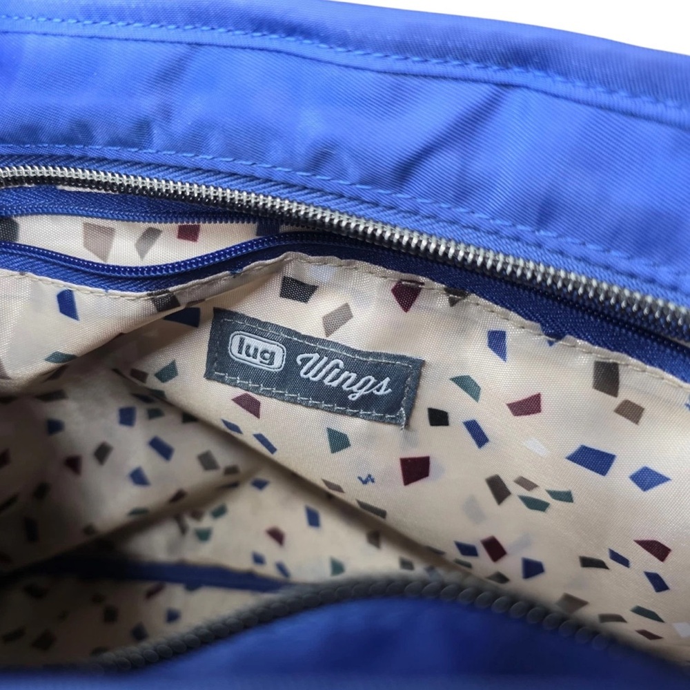NWT: LUG WINGS SE CROSSBODY BAG - COBALT BLUE & insulated pouch inside - Picture 10 of 10